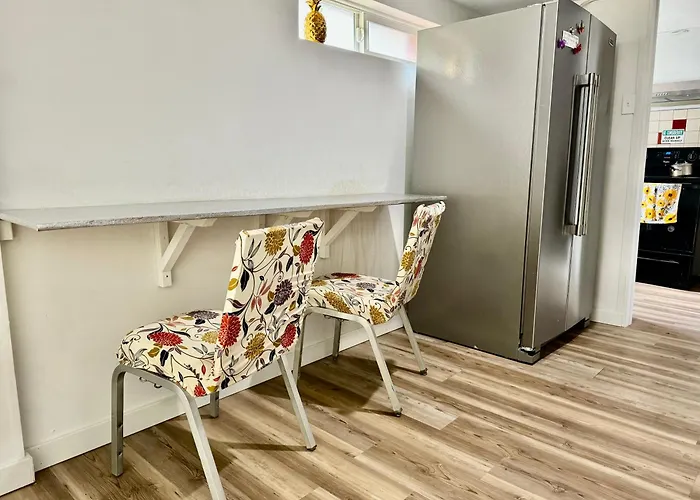 Private Tiny Room On The 1St Floor With Shared Bathroom Near Airport And Downtown Seattte